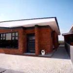 Luxury 3 Bedroom Bungalow with BQ and Solar