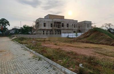 Commercial Land with Good Title